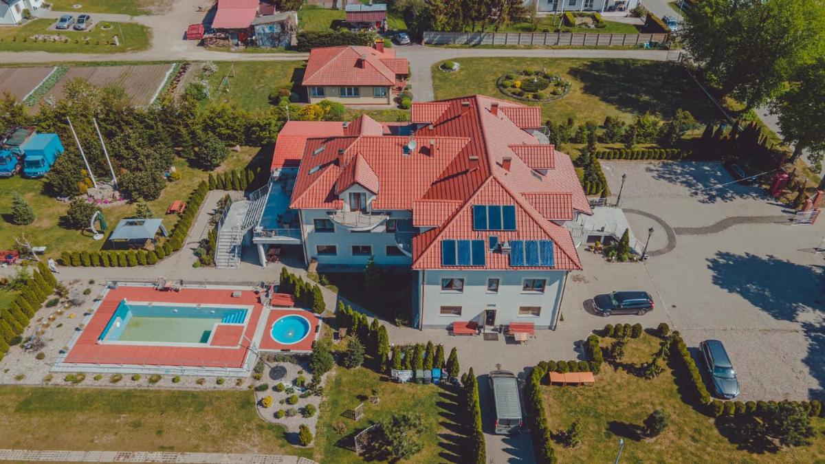 Hotel nad morzem- Art-Pension - Housity
