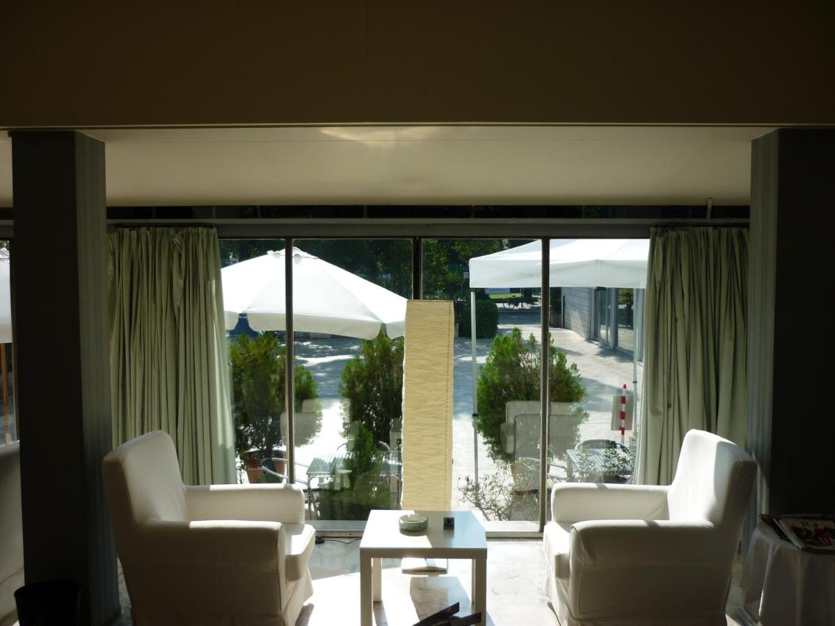 Albergo dei Pini - Housity