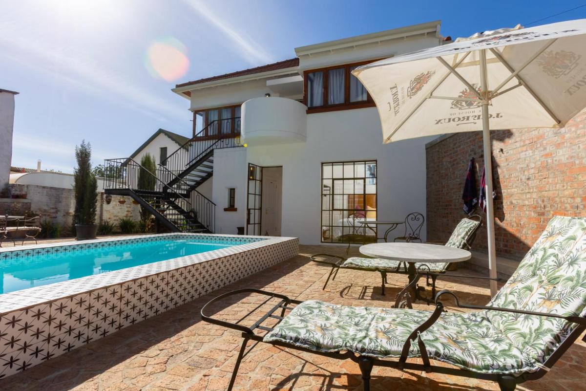 La Maison On Main Self-Catering Villa - Housity