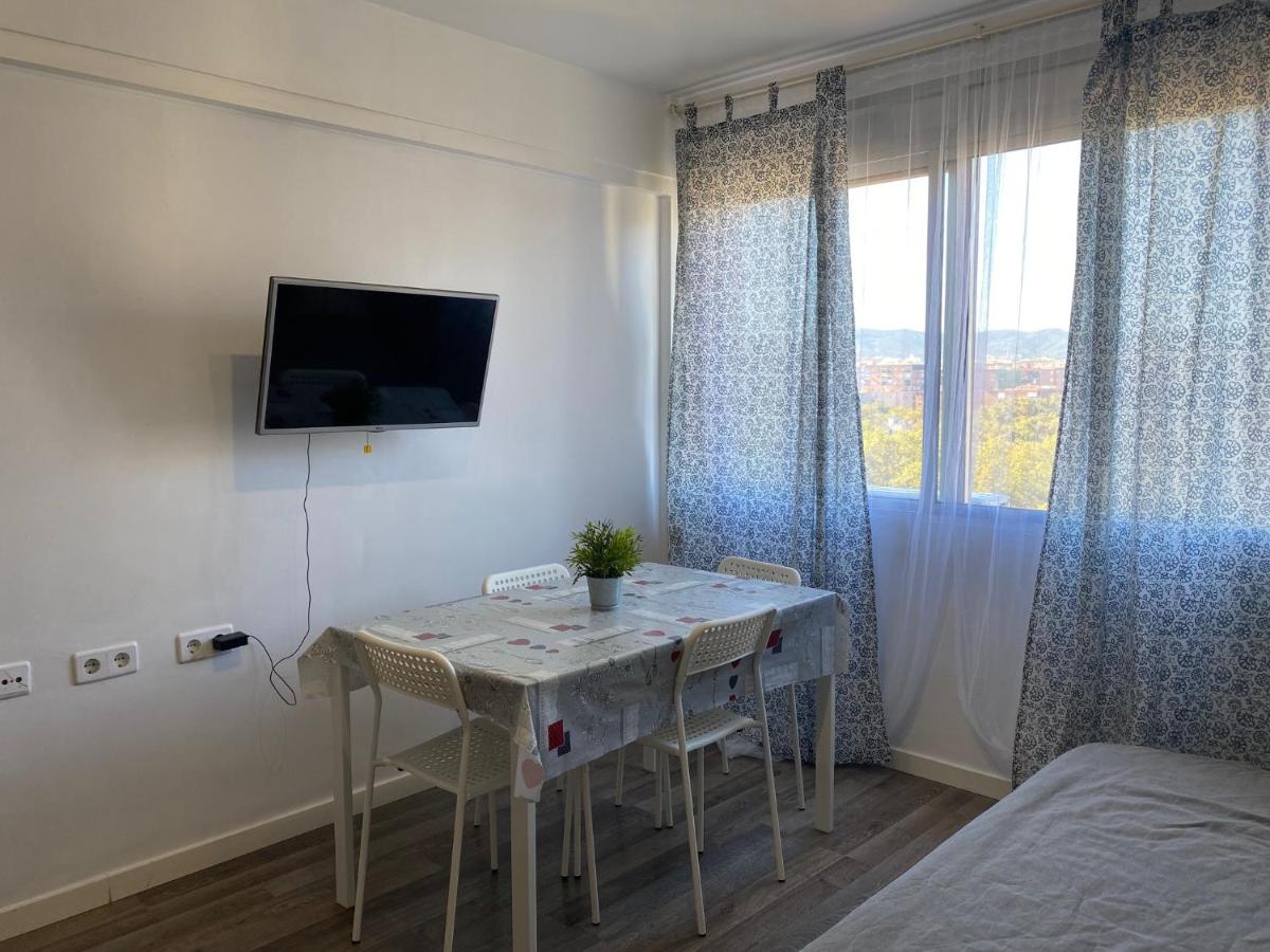 Cozy flat near the beach and Forum - Hizvo