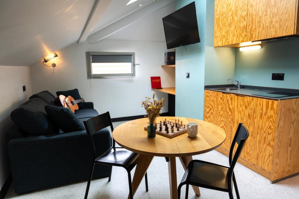 Eklo Hotels Bordeaux Centre Bastide - Hizvo