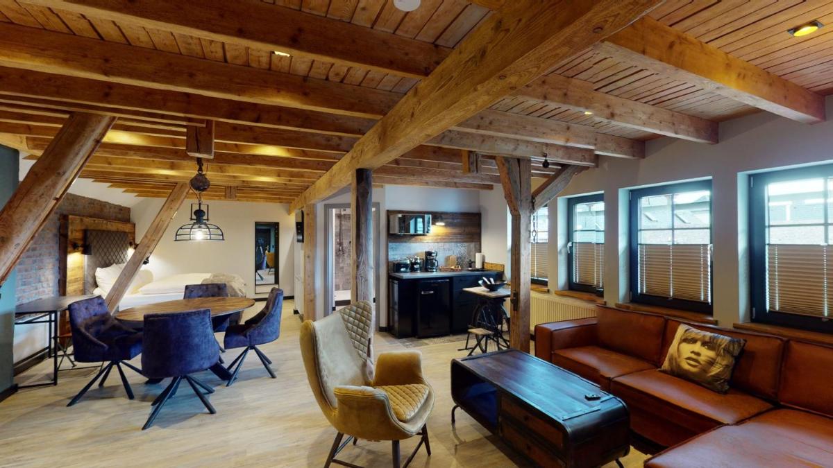 Hotel Alte Schule - Housity