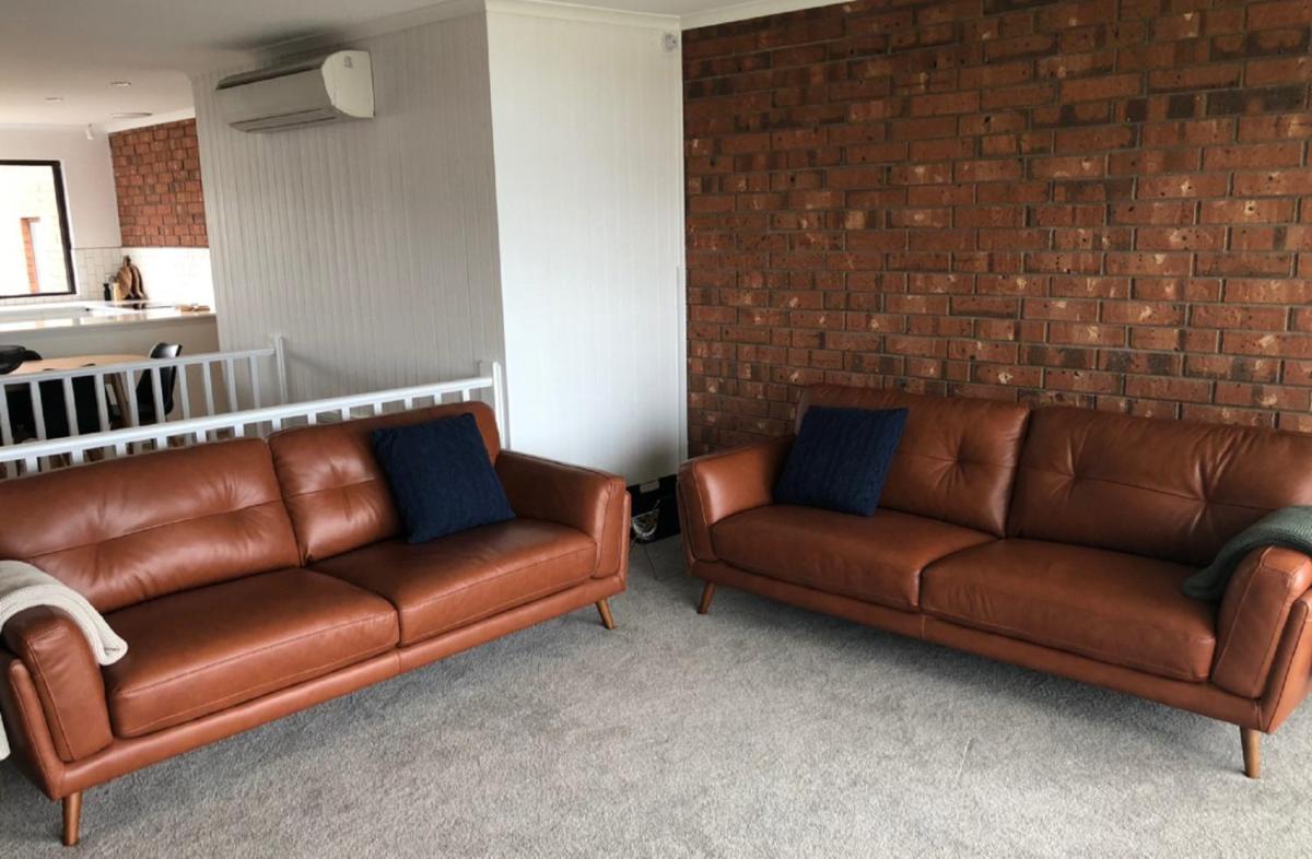 Southern Sands' Beachfront Apartment - Housity