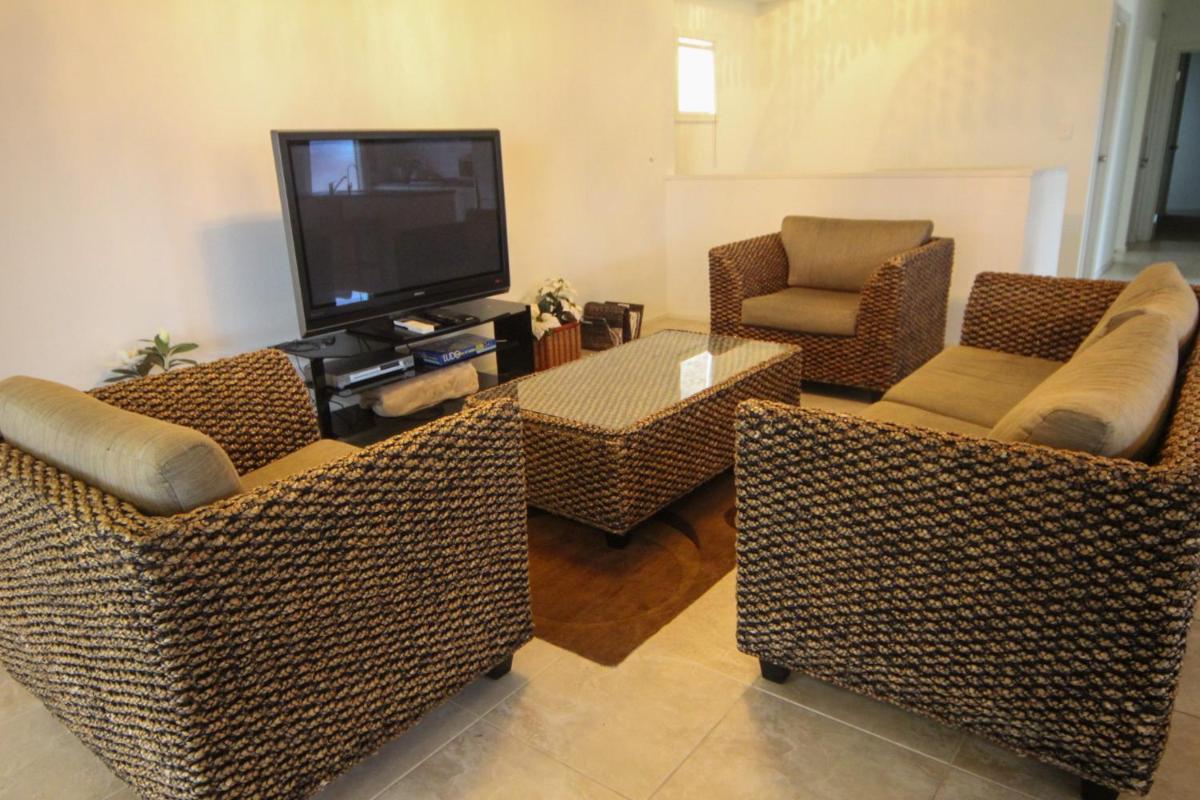 Seaford Beachfront House - Housity