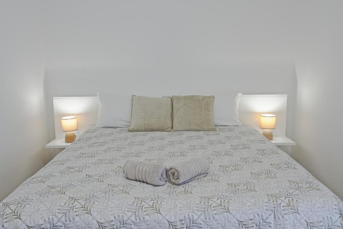 Guesthouse Viktorija Flat - Deluxe Apartment - Housity
