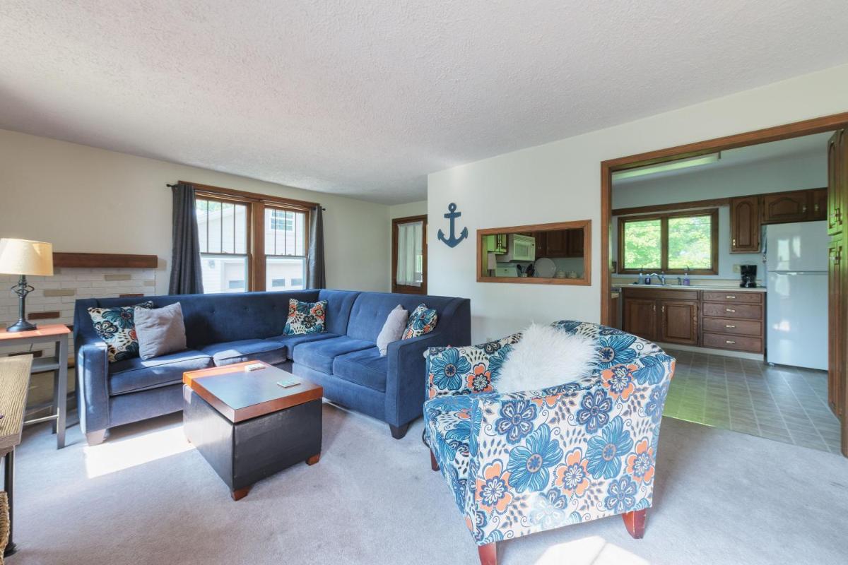 Mystic Cottage 1940 - Housity