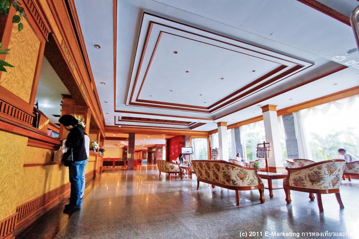 Grand Park Hotel - Housity