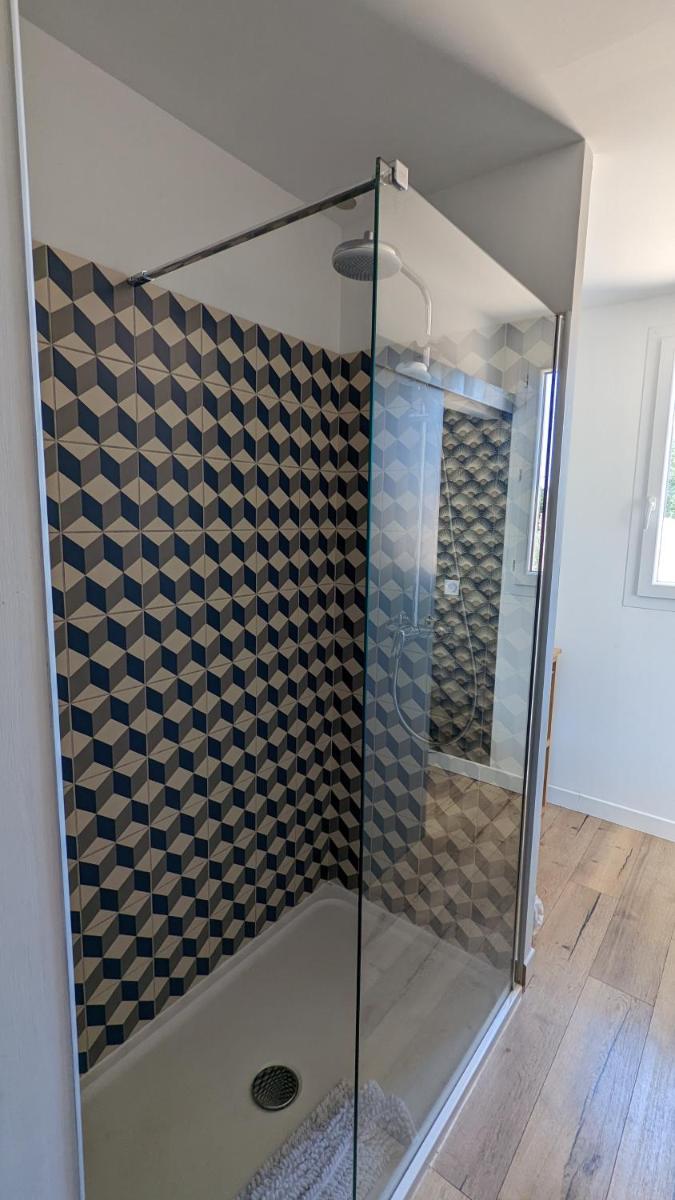 Chambre T Tavel - Housity