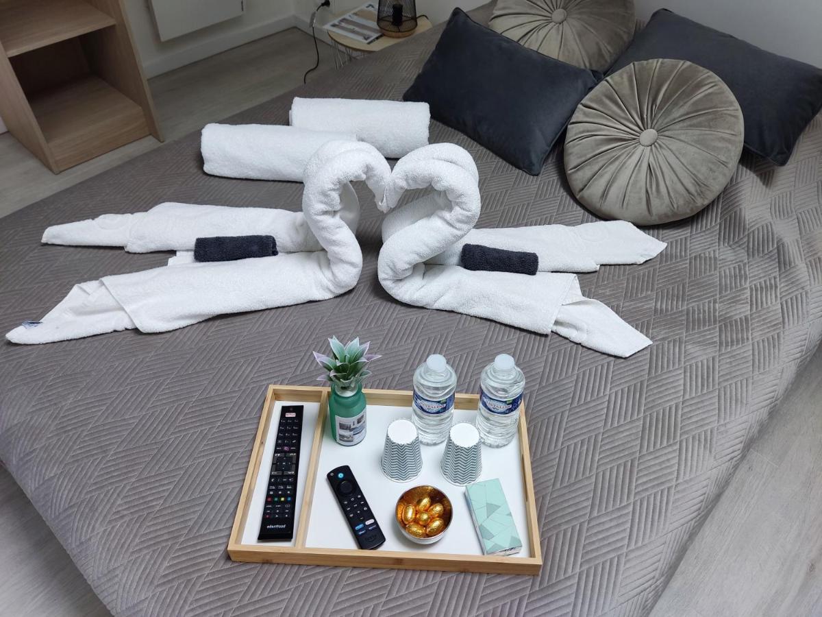 Chambre spacieuse, jacuzzi, proche parc Astérix - Housity
