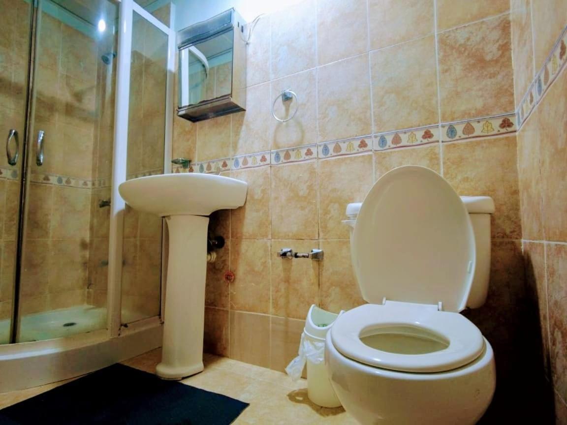 Hotel Aluge - Housity