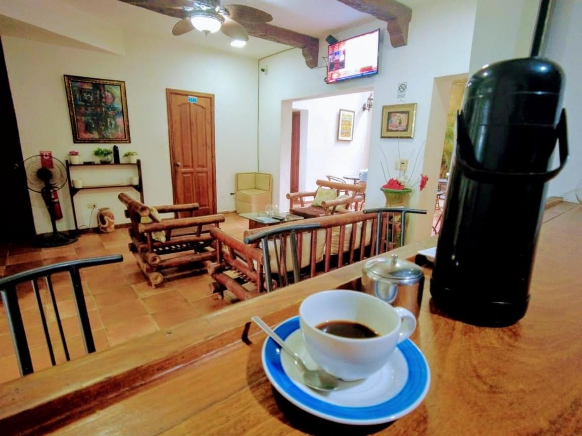 Hotel Aluge - Housity