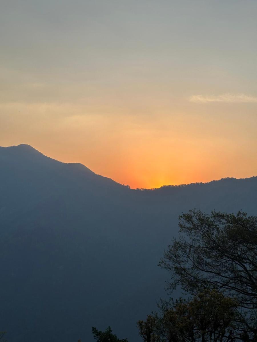 Hill Top Lodge Ghandruk - Housity