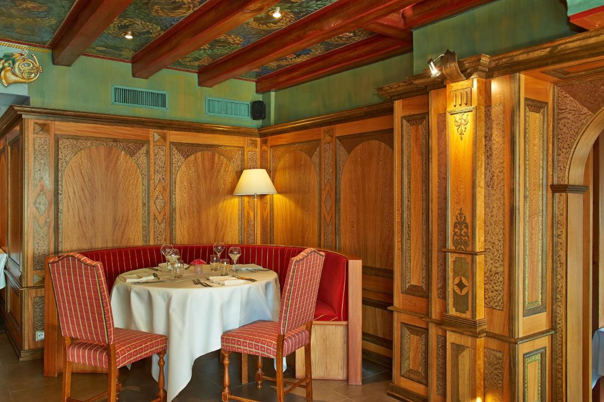 Photo de la galerie de l'établissement Hotel Spa et Restaurant Au Chasseur, à Birkenwald