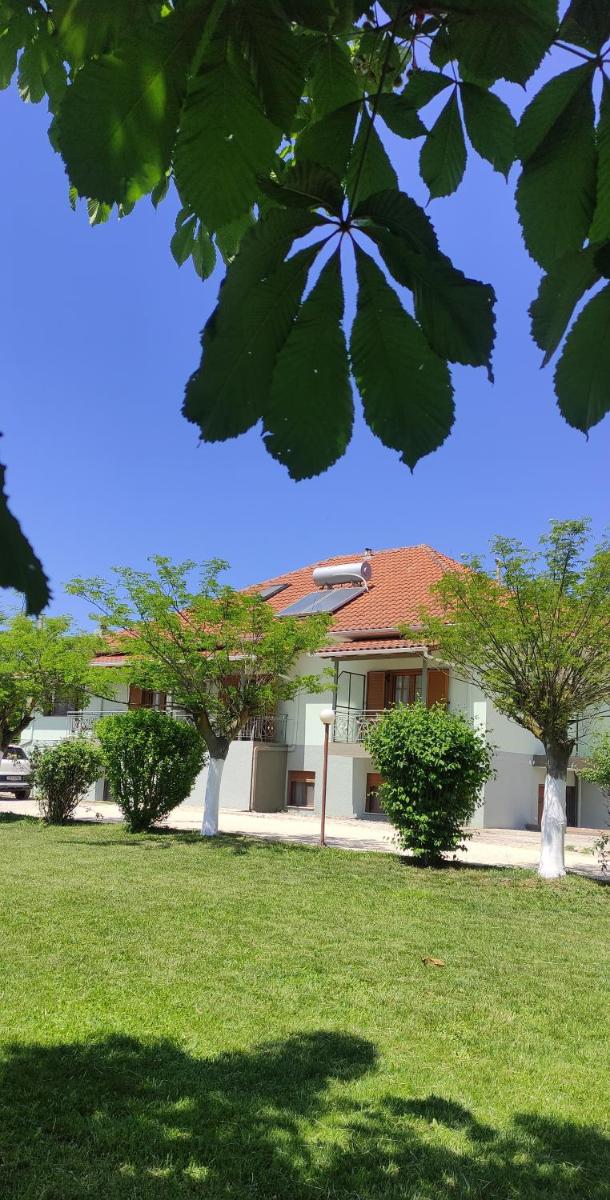 Zisis Garden Studios - Housity