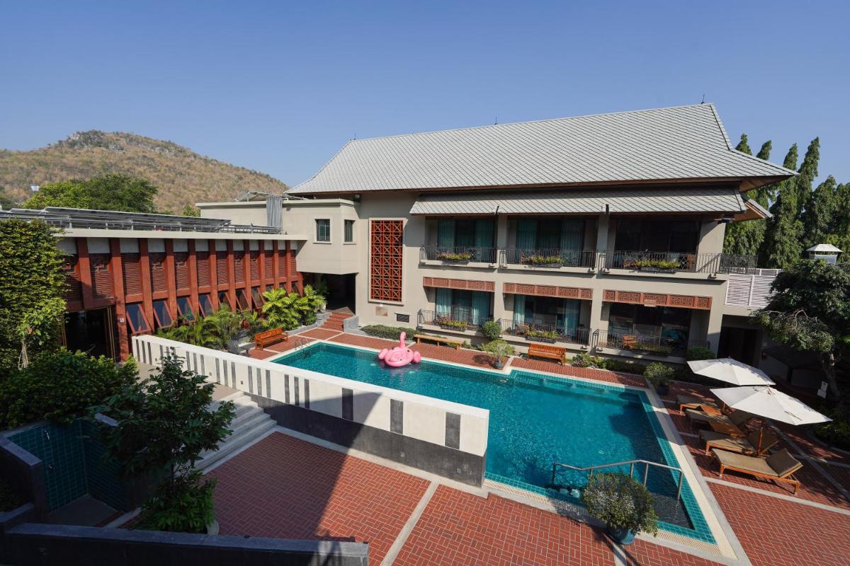 Plakan Resort - Housity