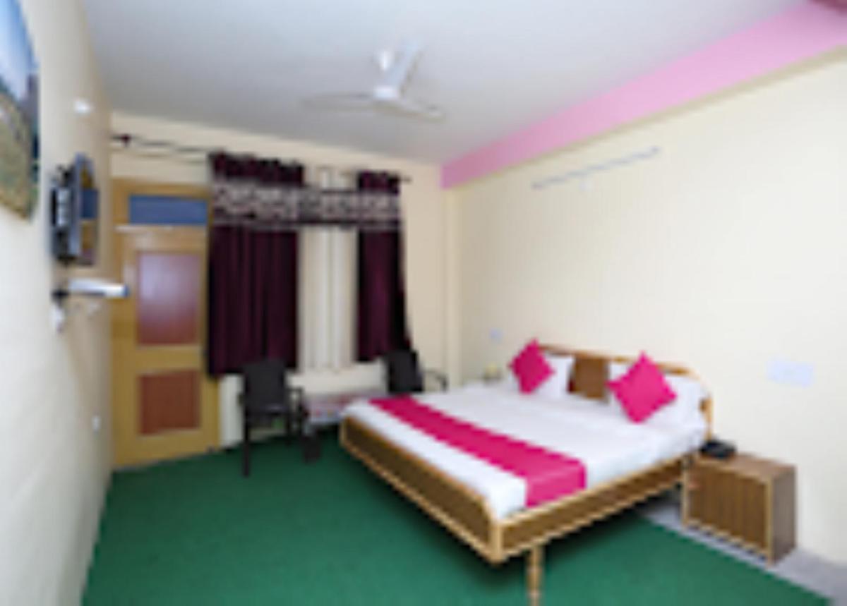 Jasmine Bed & Breakfast - Hotel in Kullu - Housity