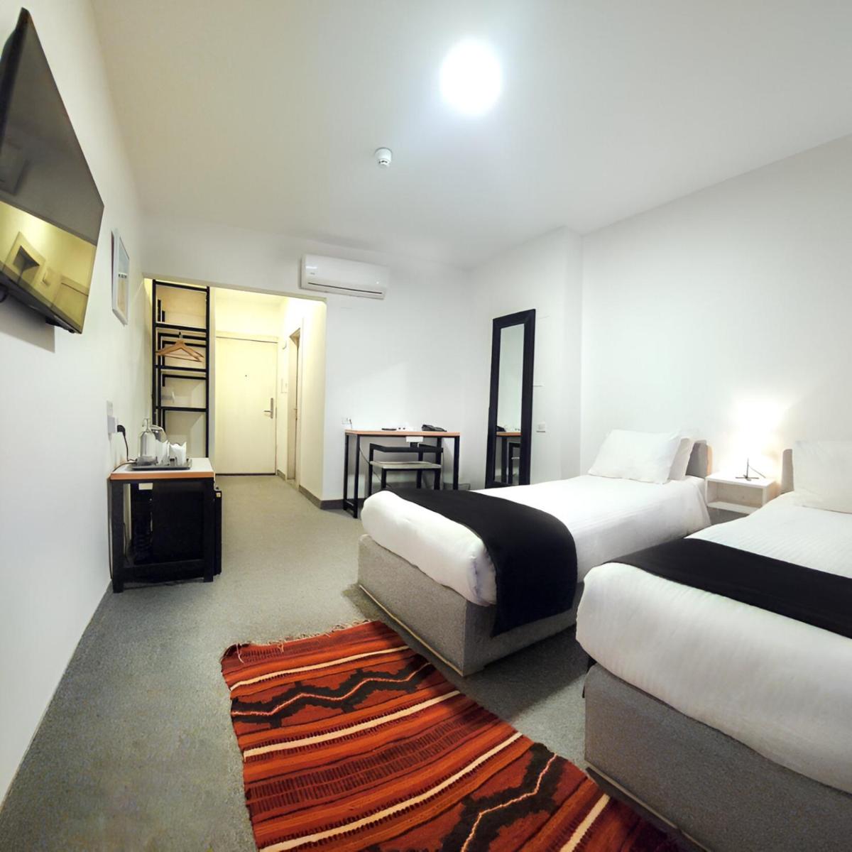 Nomads Hotel - Hizvo