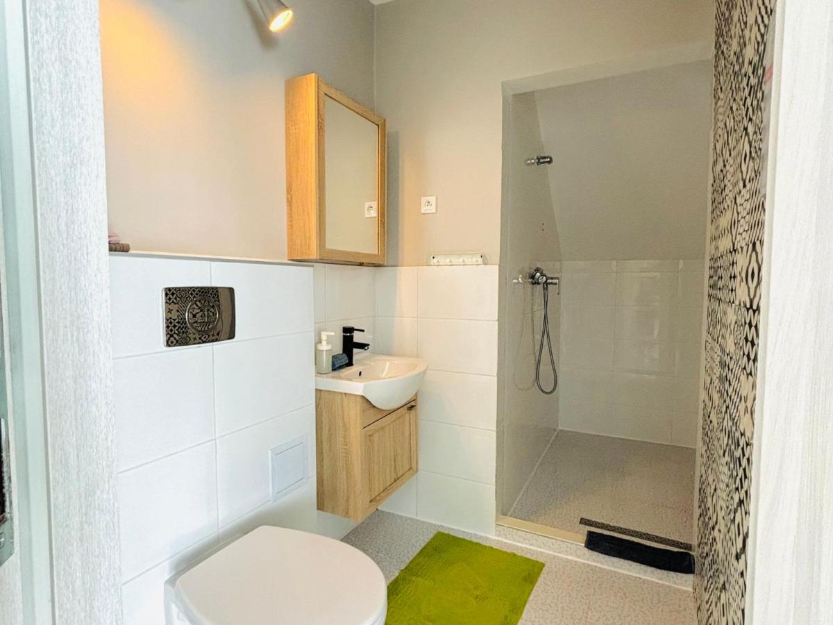 Willa Przystań - Housity