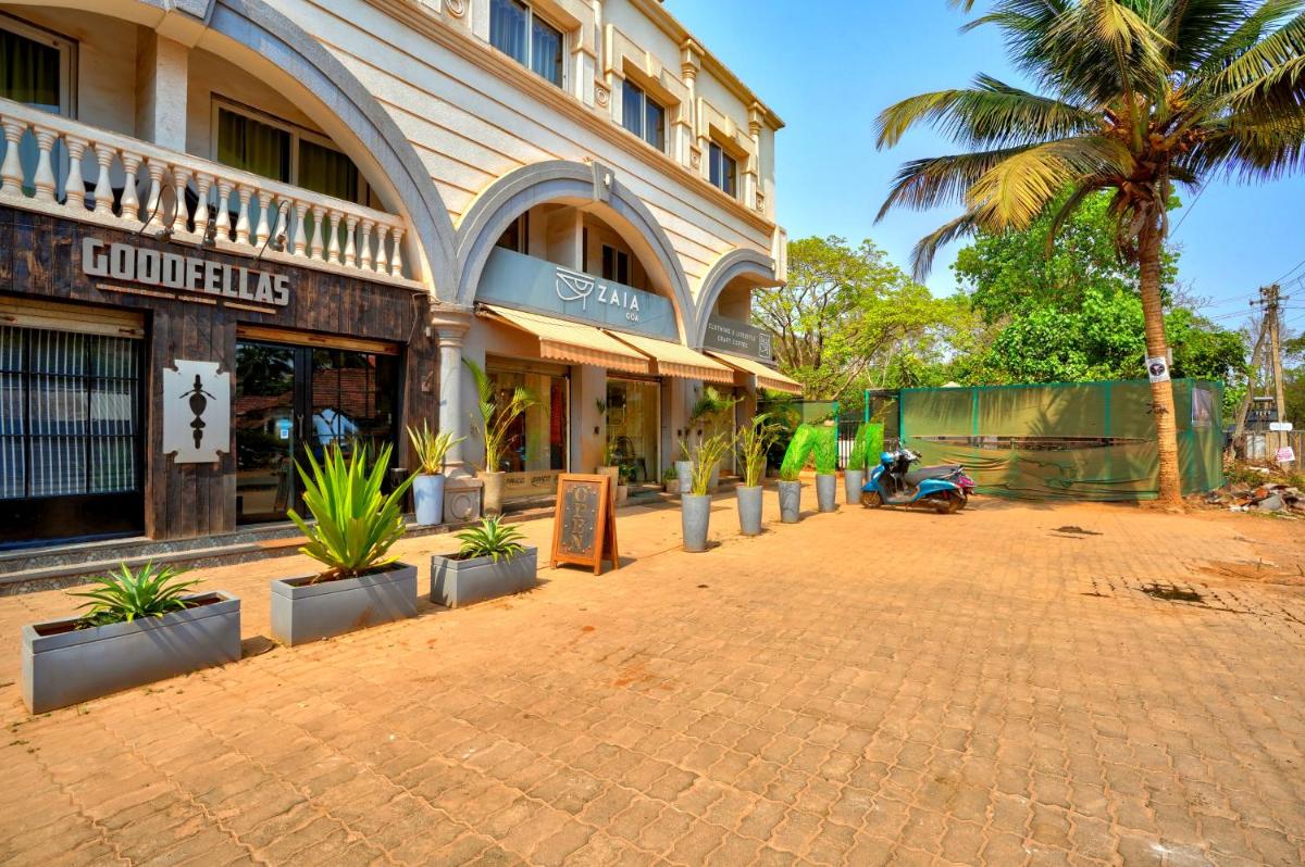 Luxurious Nirvana Apartments - Housity