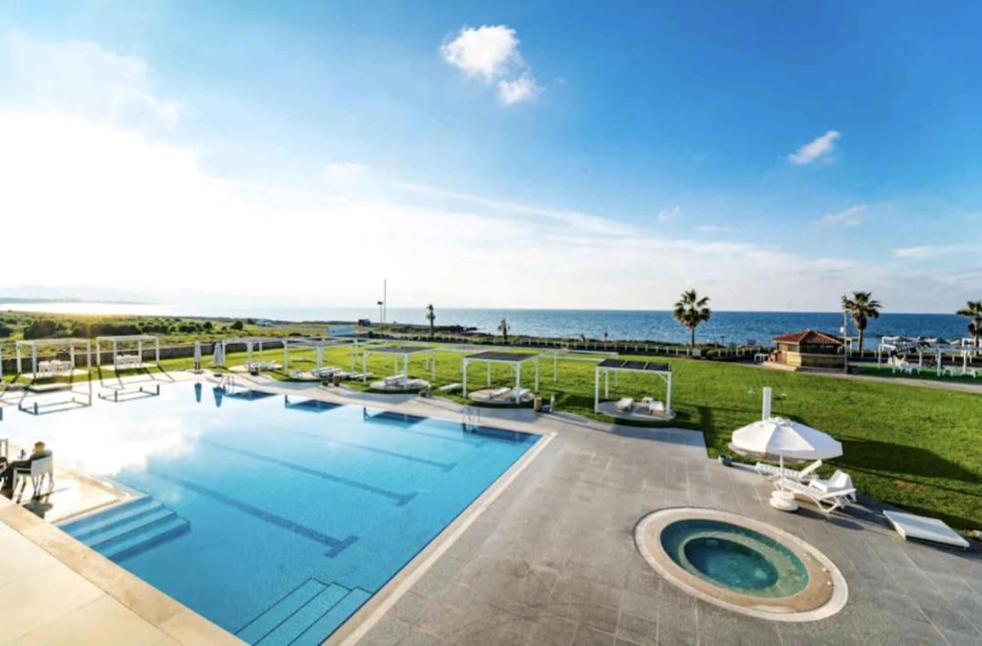 Apartment in Aphrodite Park Residence - Housity