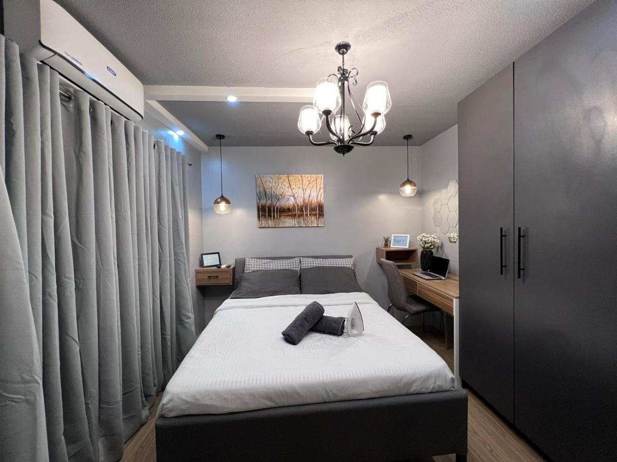 Suitetrails - One Oasis Cozy condo beside Sm Ecoland
