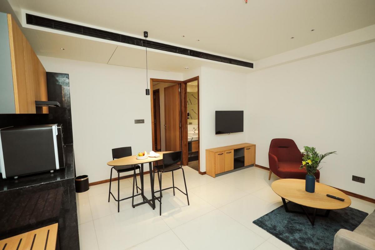 The World Surat - Housity