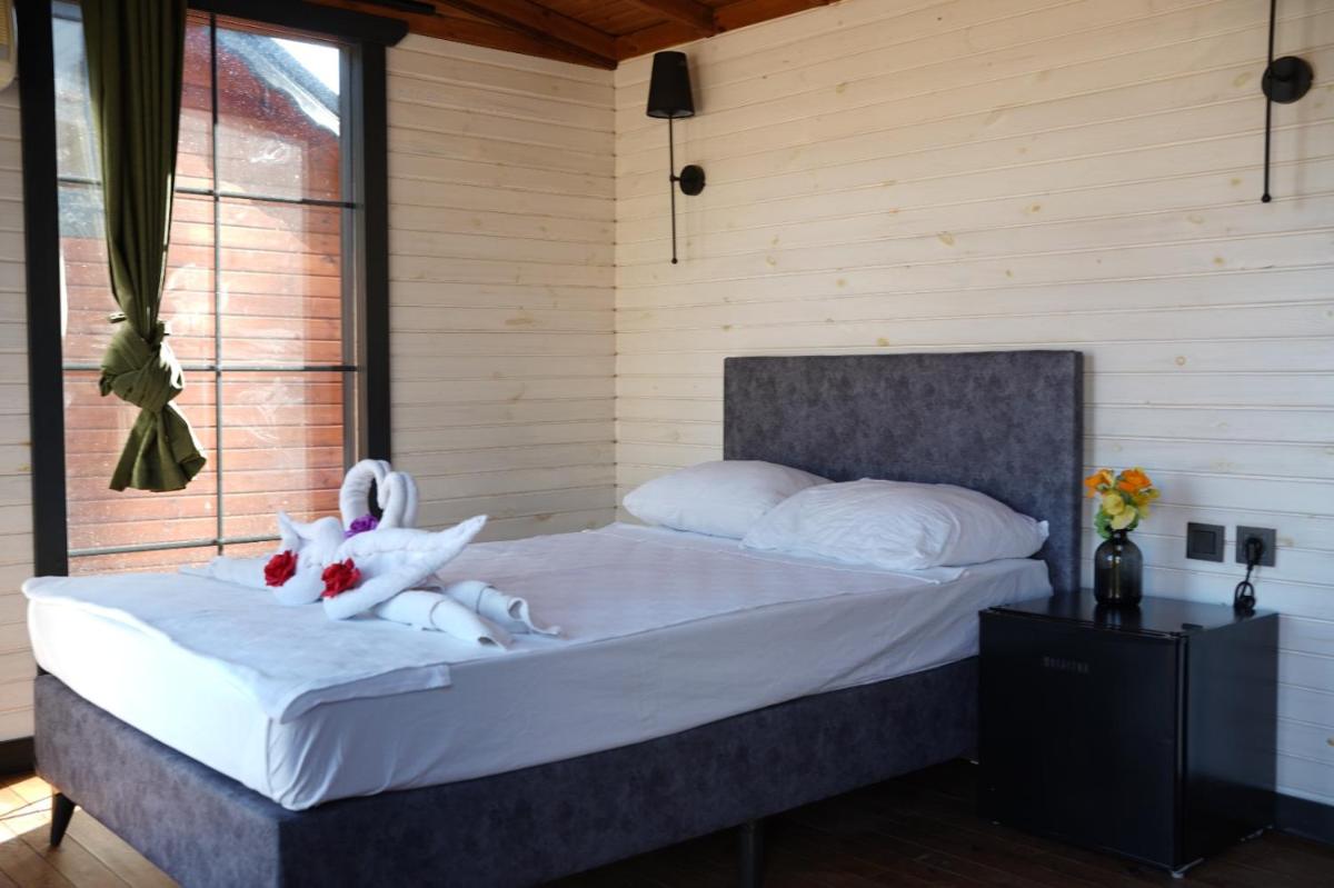 Renka Holidays Houses and Caravans - Housity