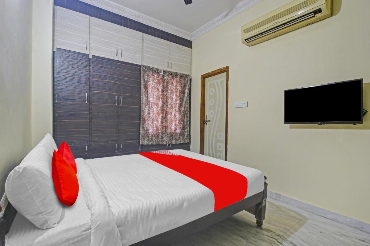 Flagship RED MOON HOTEL - Housity