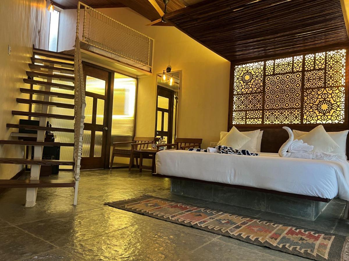 Avhyay Resort - Housity
