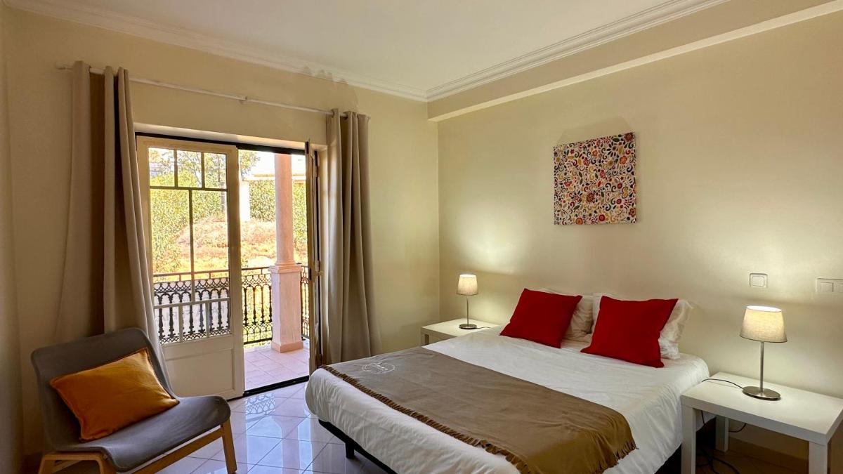 Bicos J by Check-in Portugal - Housity