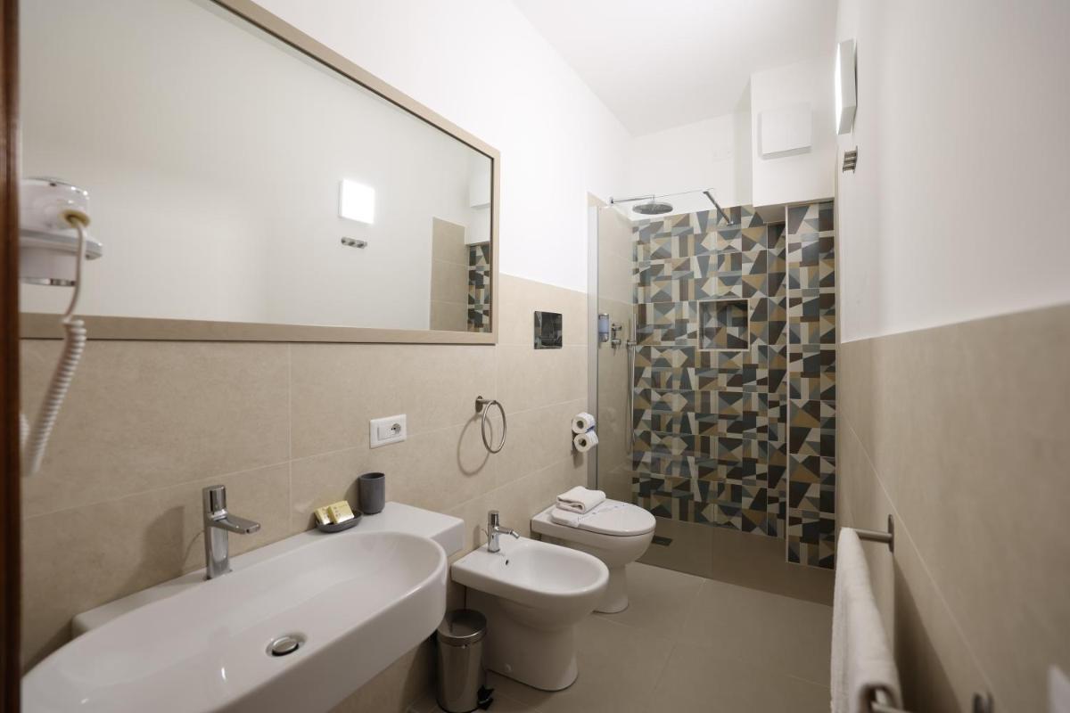 Suitetrails - Hotel Villa Cute - HVC
