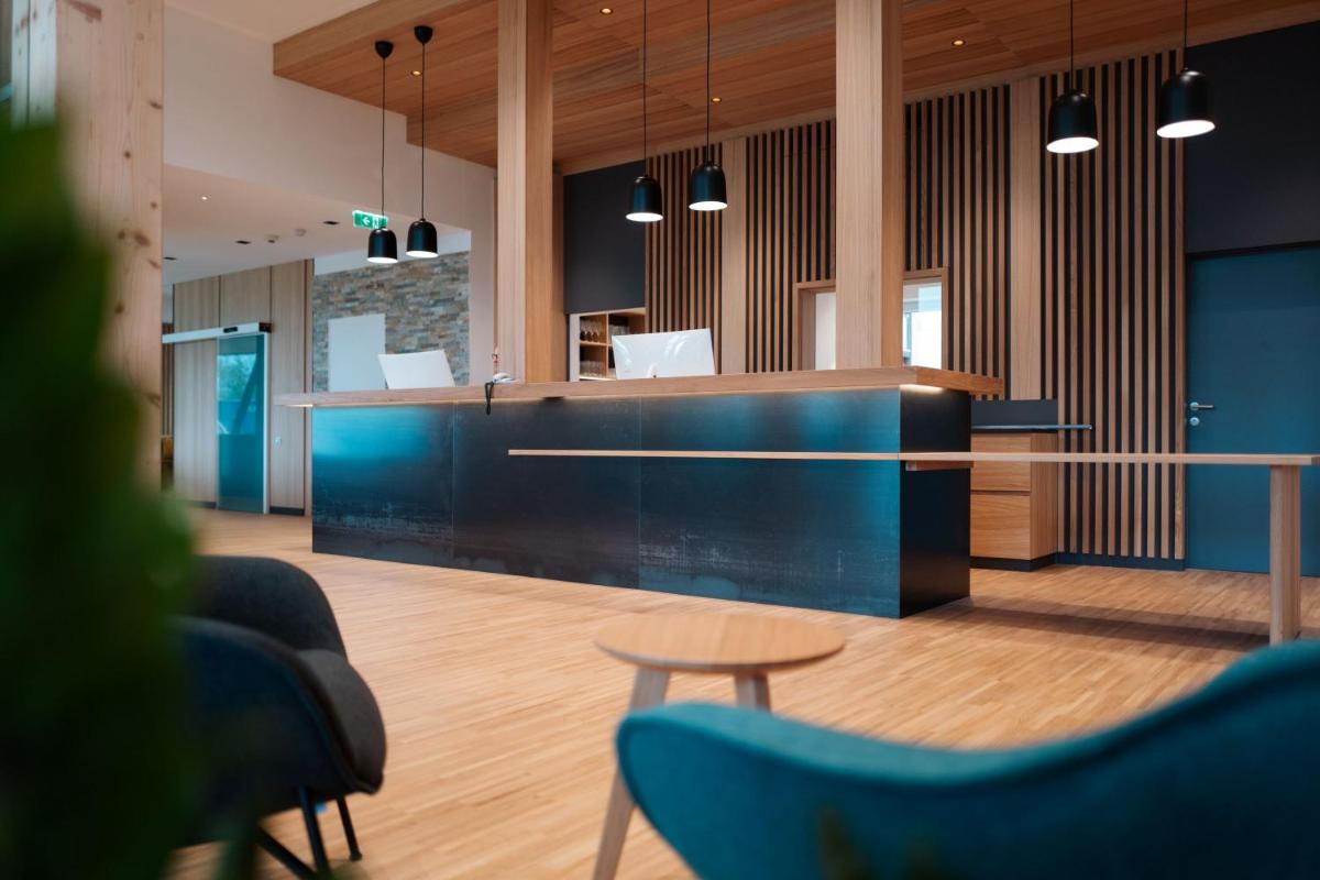 eduCARE Hotel - Housity