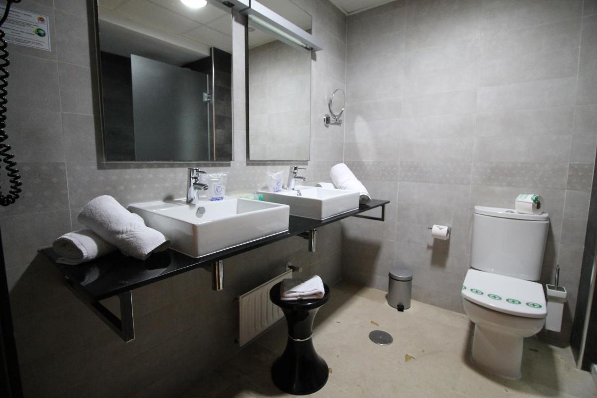 Un baño de Hotel Villa del Mar