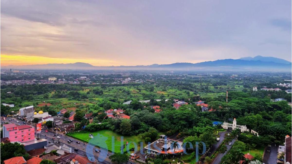 Apartemen Trans Park Cibubur by HOUSLEEP - Housity