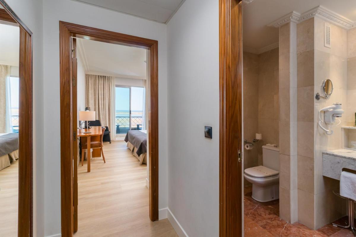 Un baño de Hotel Milagros Golf