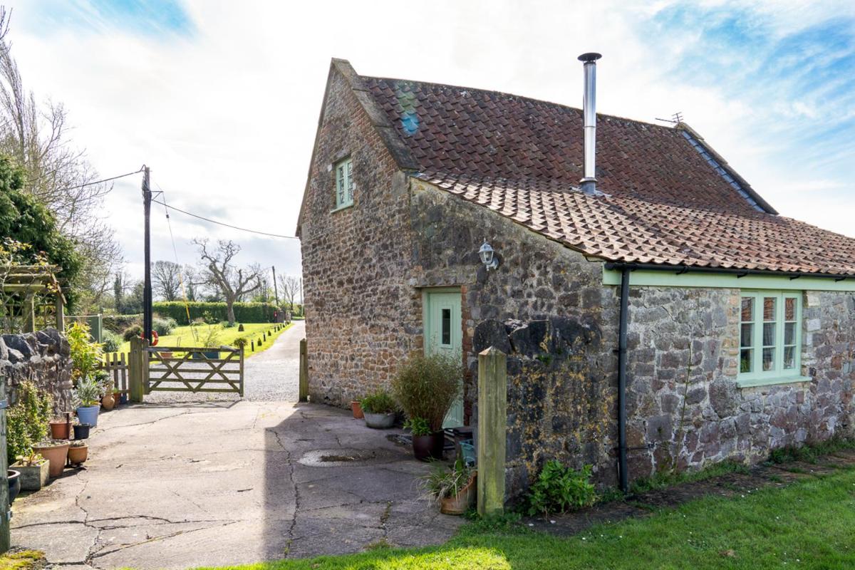 Coachmans Cottage in Loxton - Housity