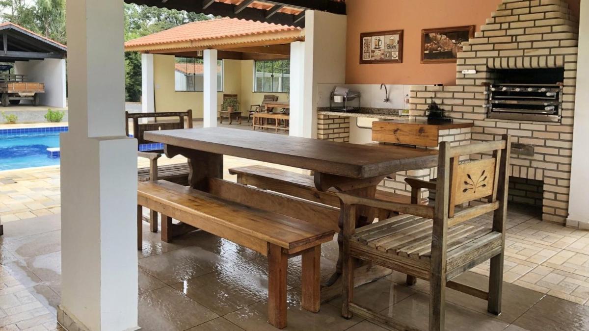 Casa de Campo com Piscina e Churrasqueira - Housity