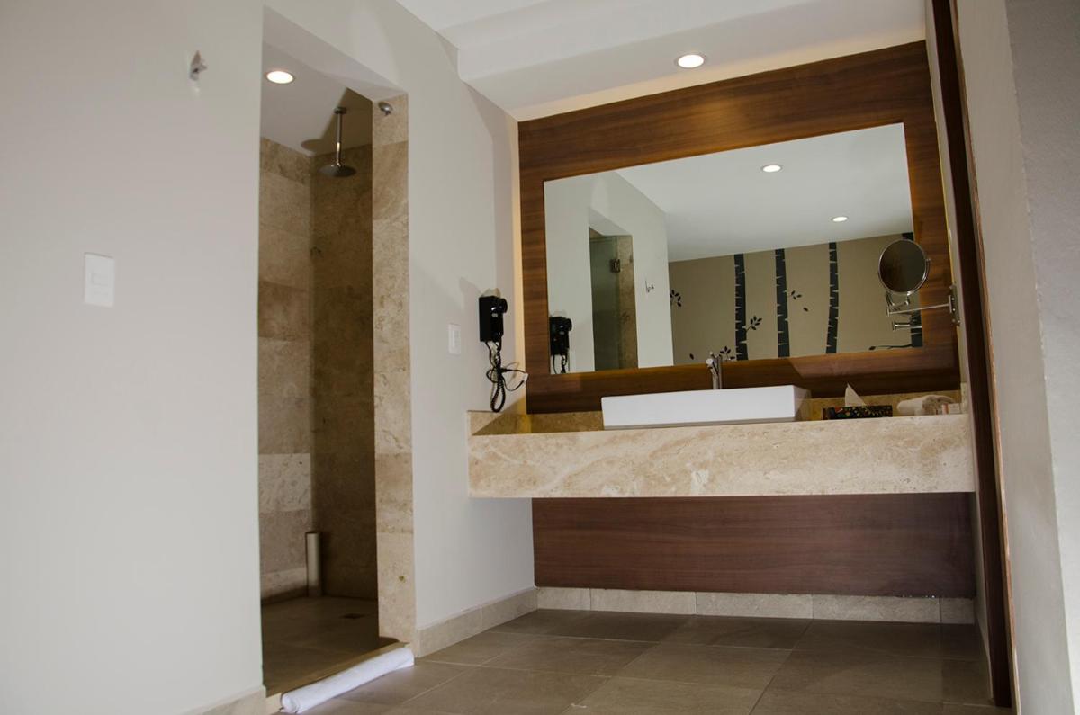 Suitetrails - Hotel 5 de Mayo