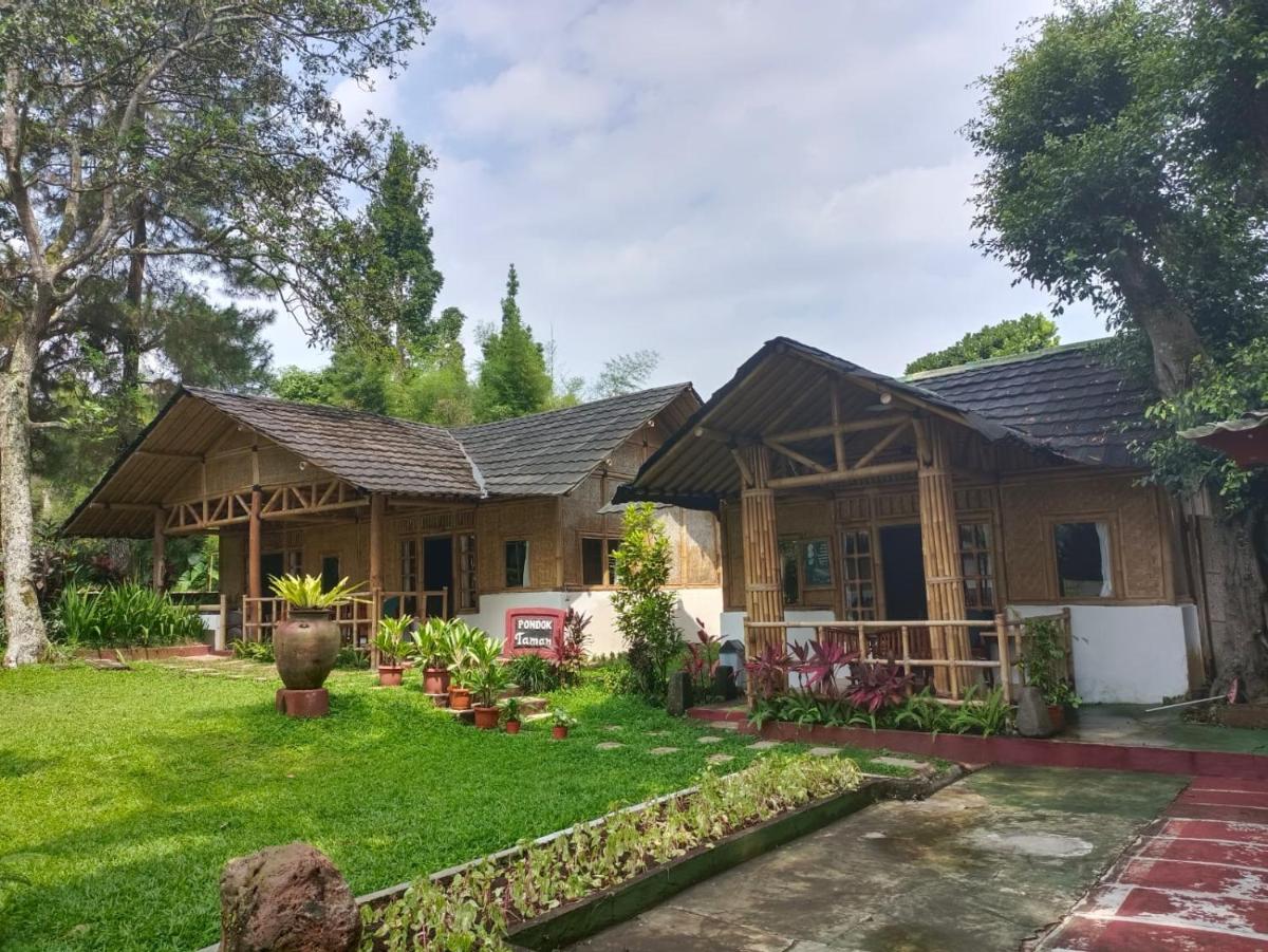 Bamboo Sanctuary Pancawati Resort Bogor - Housity