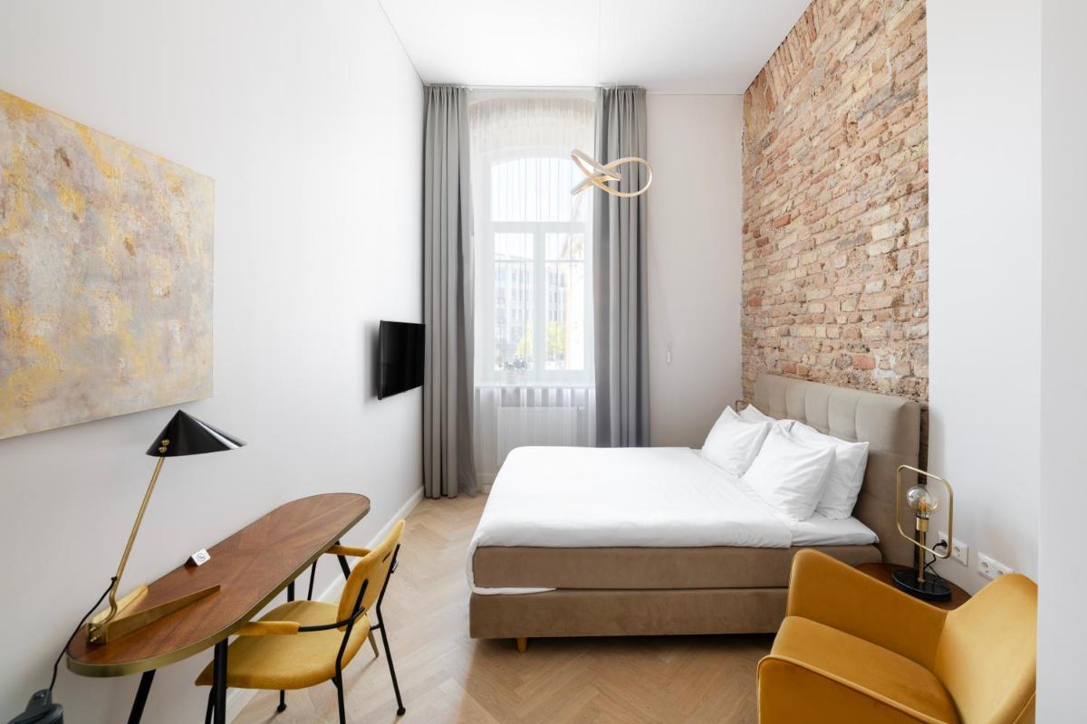 St Casimir Apartments - Housity