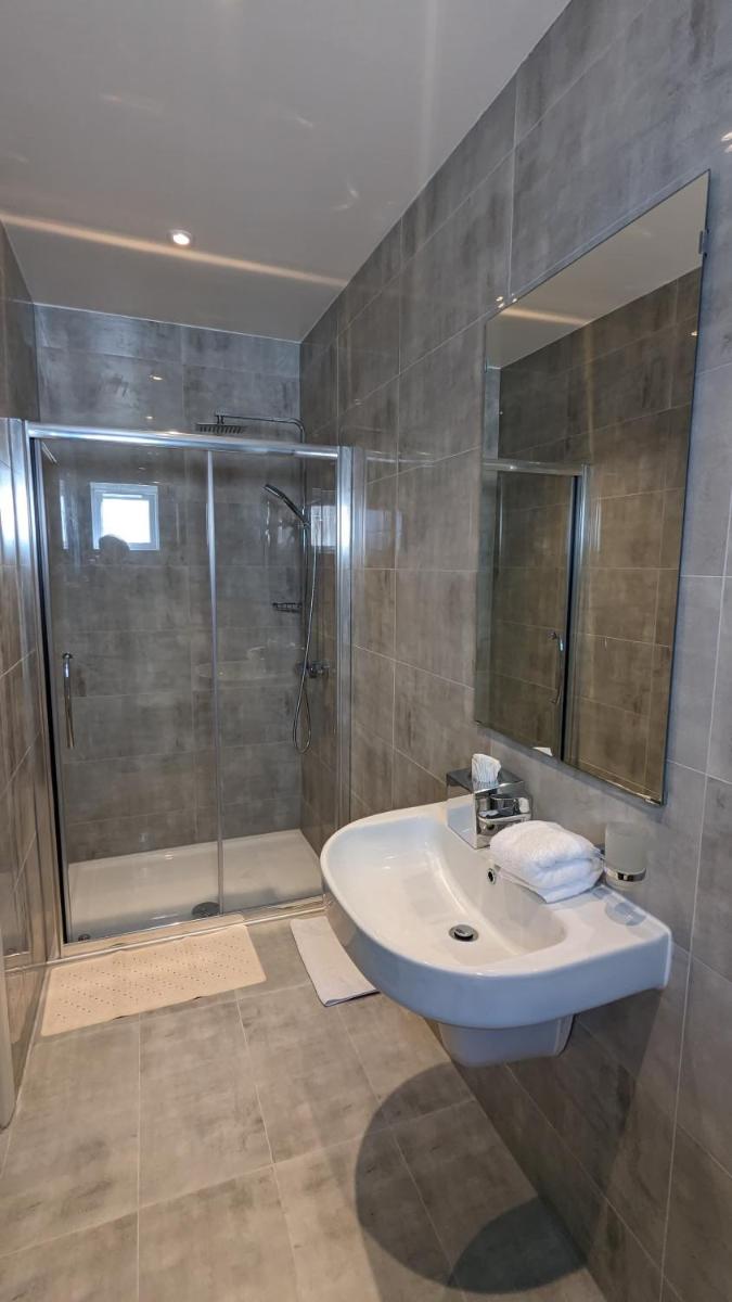 Hotel Blackpool - Housity