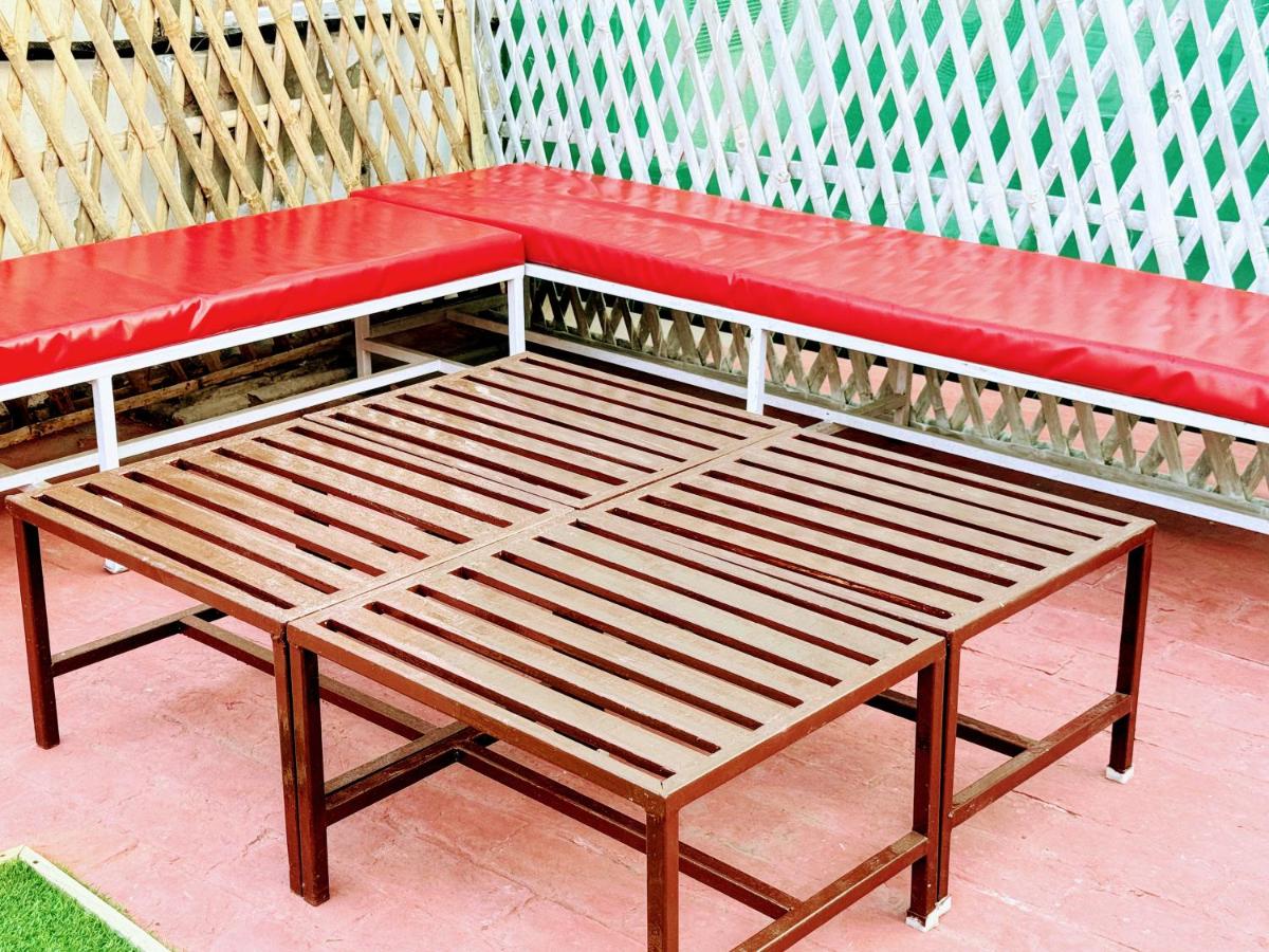 Backpacker's Nest - Housity