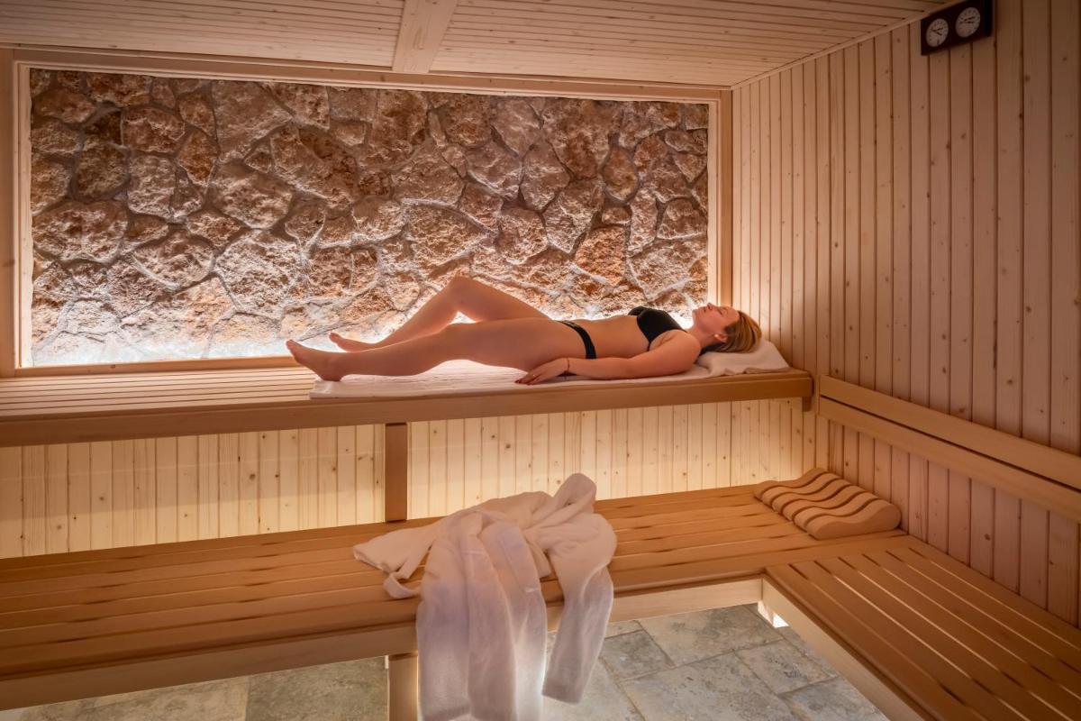 Imagen de la galería de Hotel GHT Neptuno-Tossa & Venus SPA, en Tossa de Mar