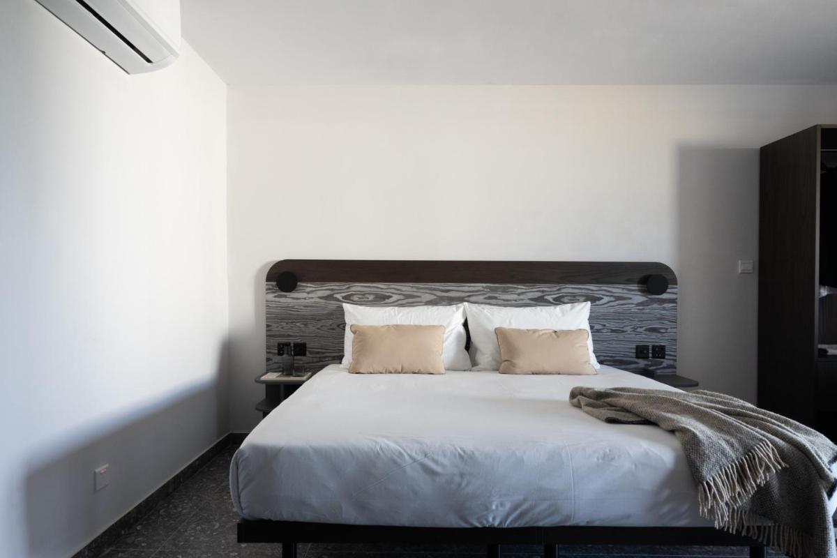 Park Heights by the Warren Collection - Housity