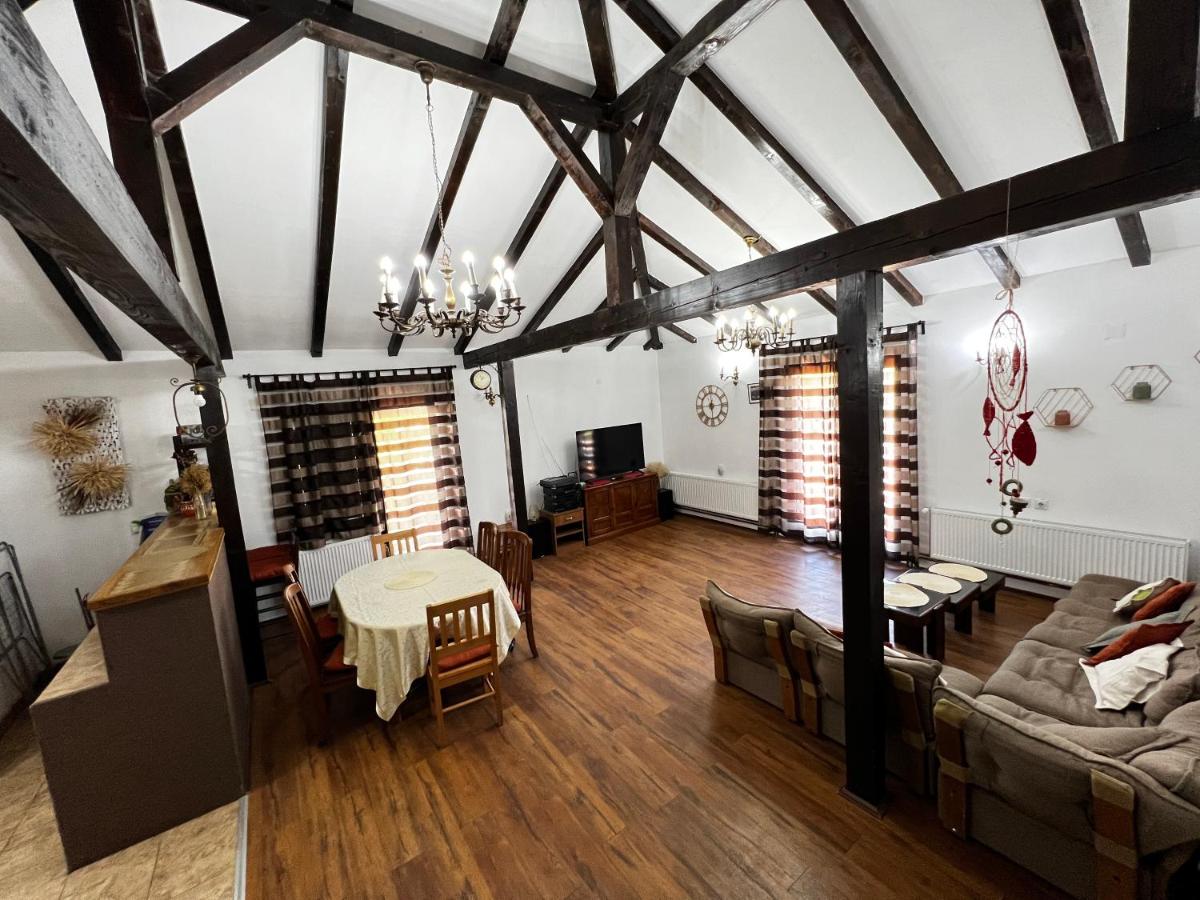 House Milovanovic - Housity