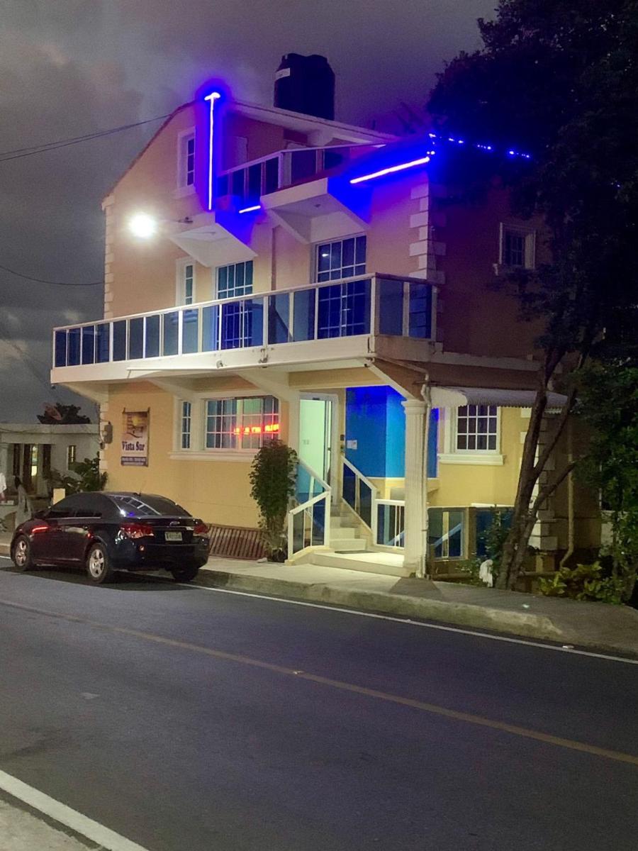 Hotel Vista Sur - Housity