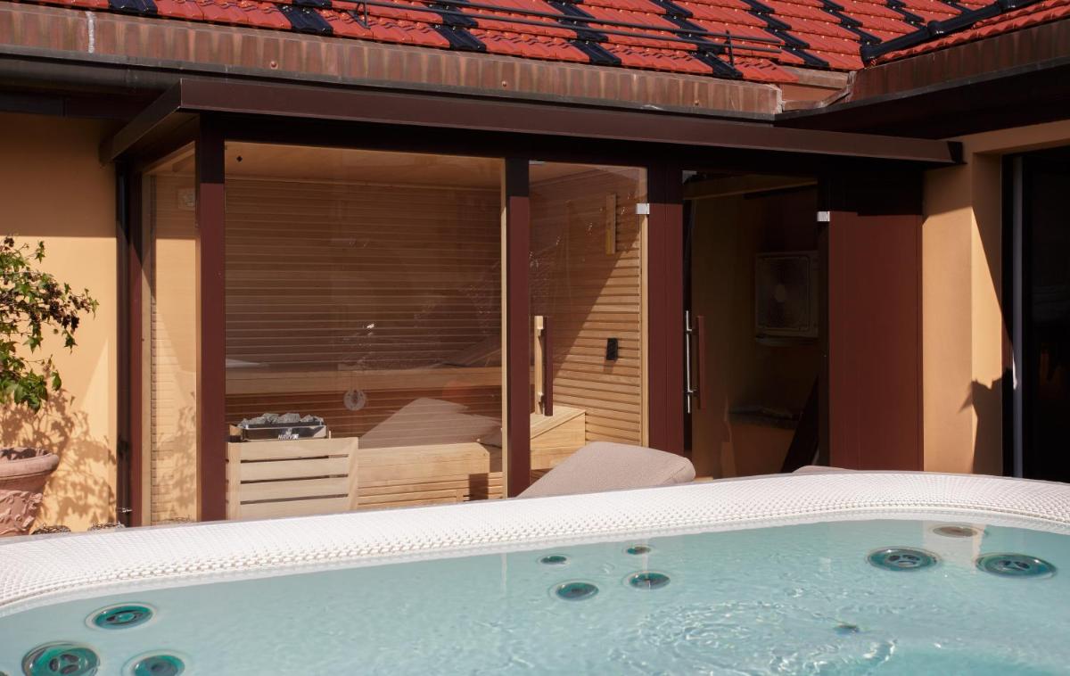 Camin Hotel Luino - Housity