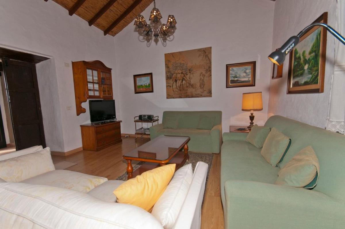 Cuevas Morenas - Housity