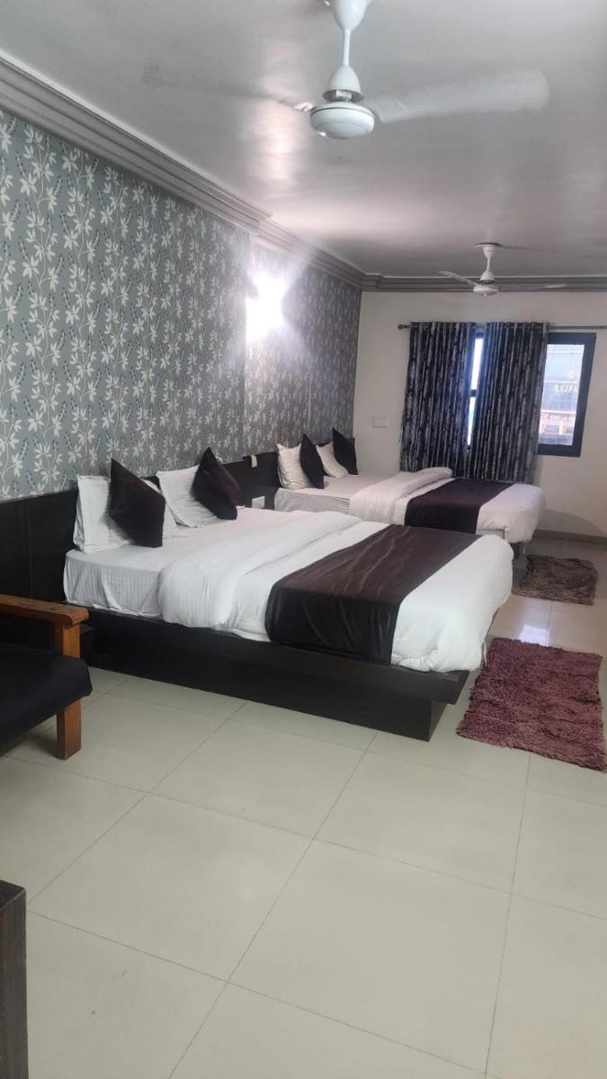 Hotel Sunshine - Housity