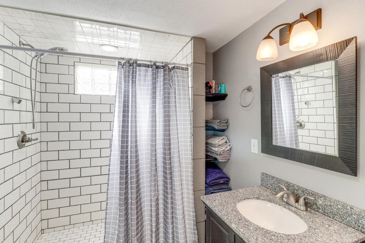 Harrison Family Home with Grill - Near Downtown! - Housity